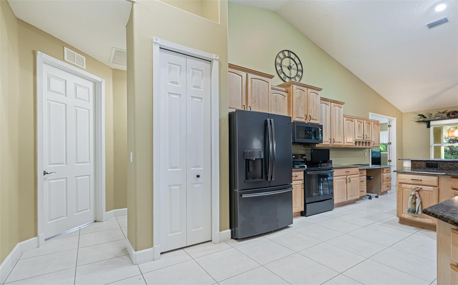 15 RIVERBEND DR, PALM COAST, FL, 32137