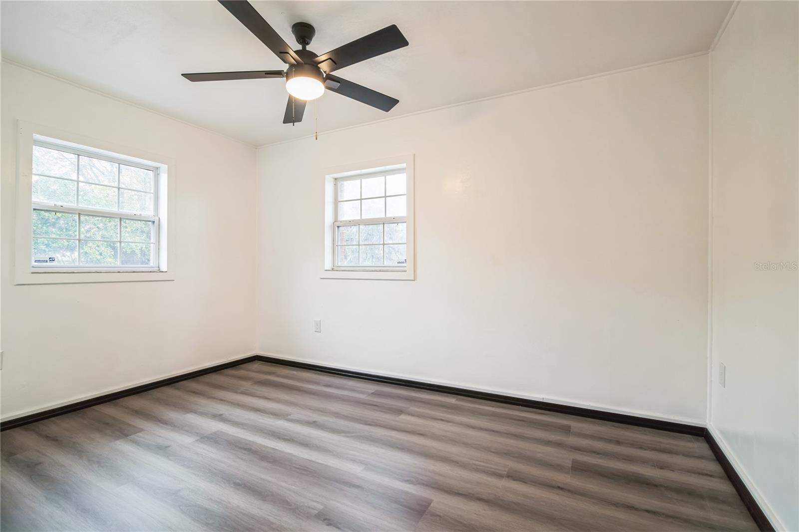 20595 SE HIGHWAY 42, UMATILLA, FL, 32784