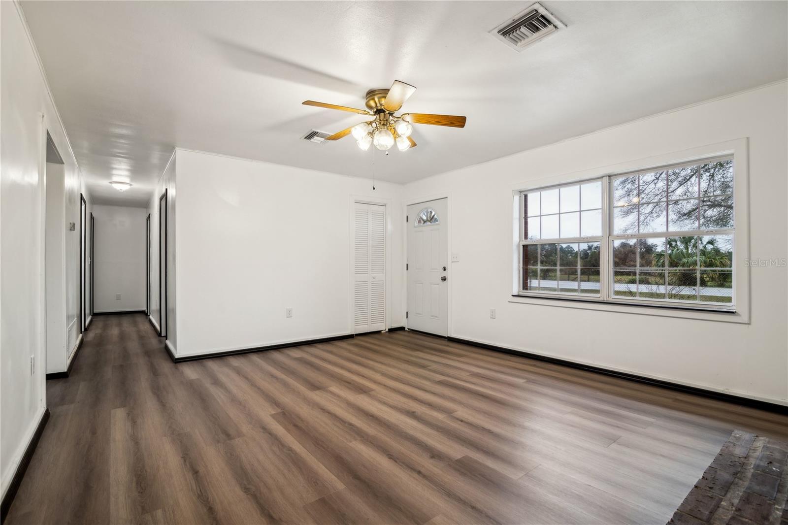 20595 SE HIGHWAY 42, UMATILLA, FL, 32784