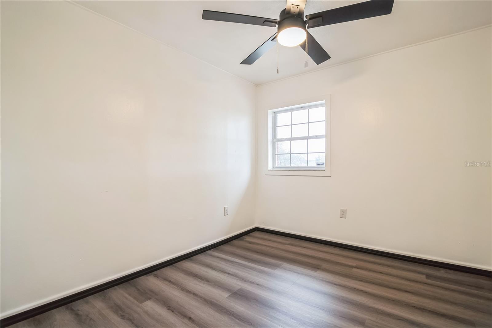 20595 SE HIGHWAY 42, UMATILLA, FL, 32784