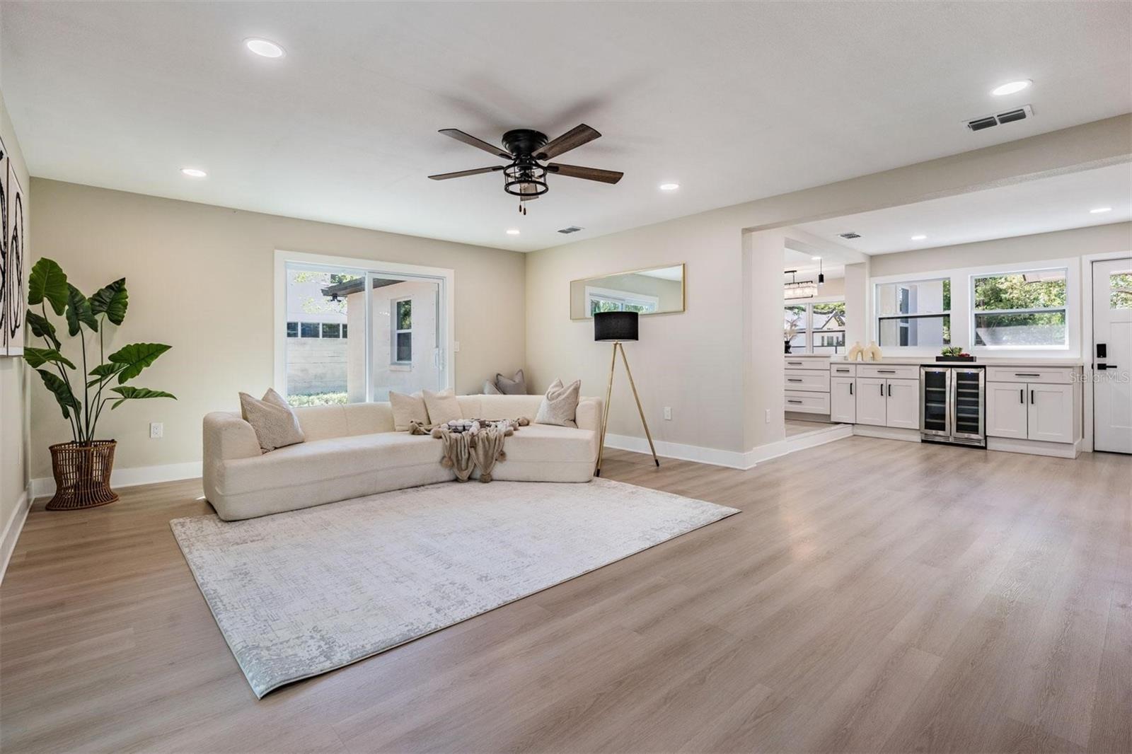 1104 S LOIS AVE, TAMPA, FL, 33629