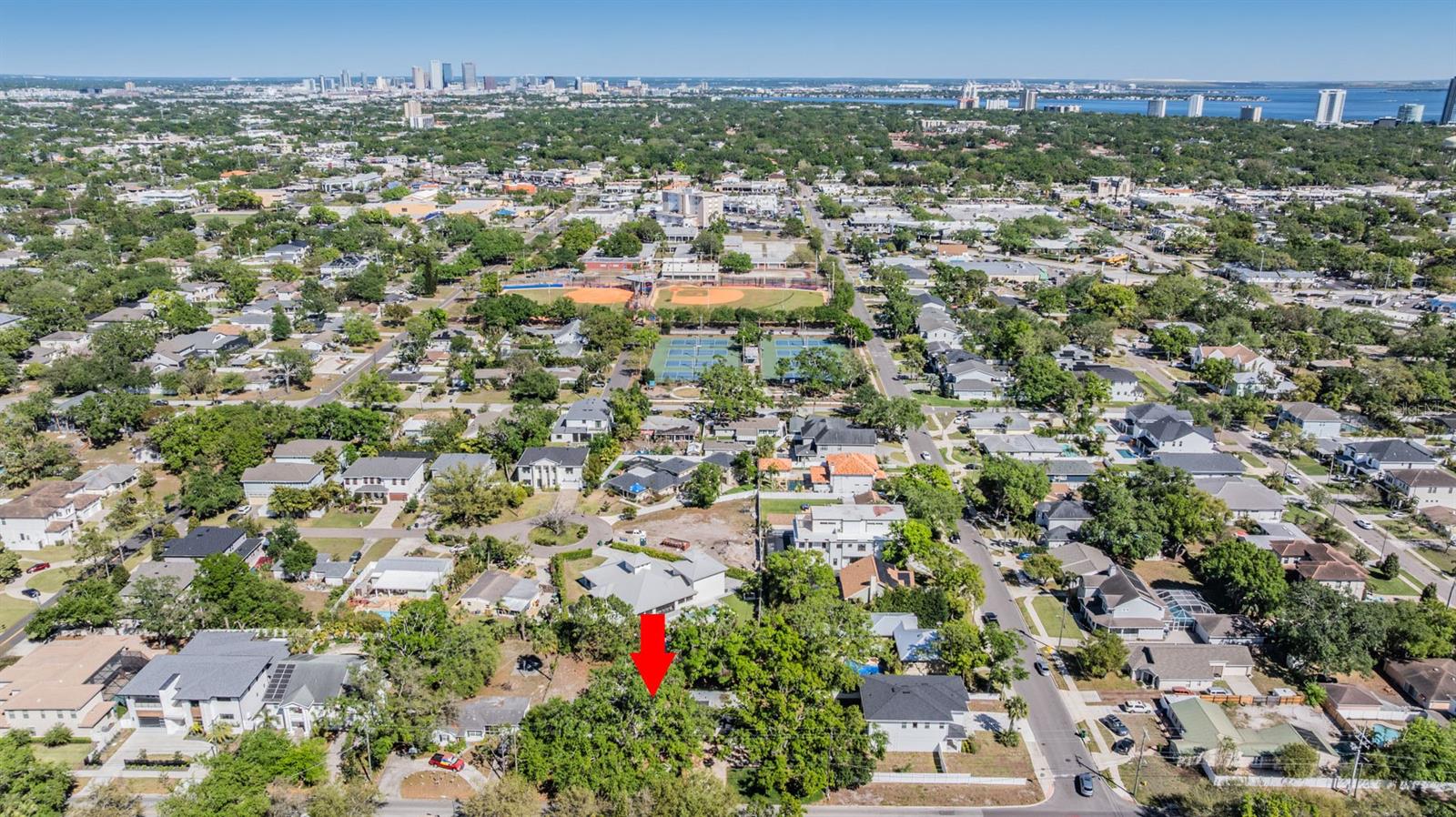 1104 S LOIS AVE, TAMPA, FL, 33629