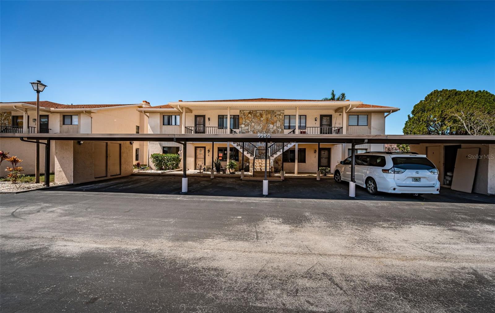 TB8363756 Property Photo