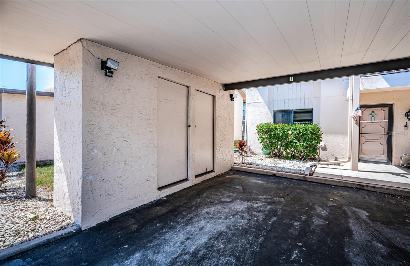 TB8363756 Property Photo