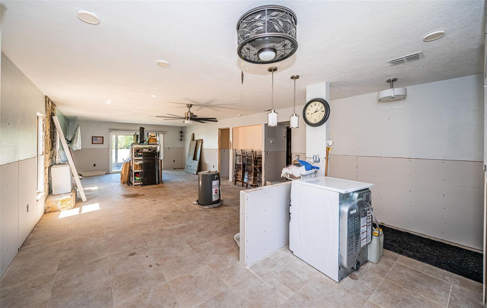 TB8363756 Property Photo