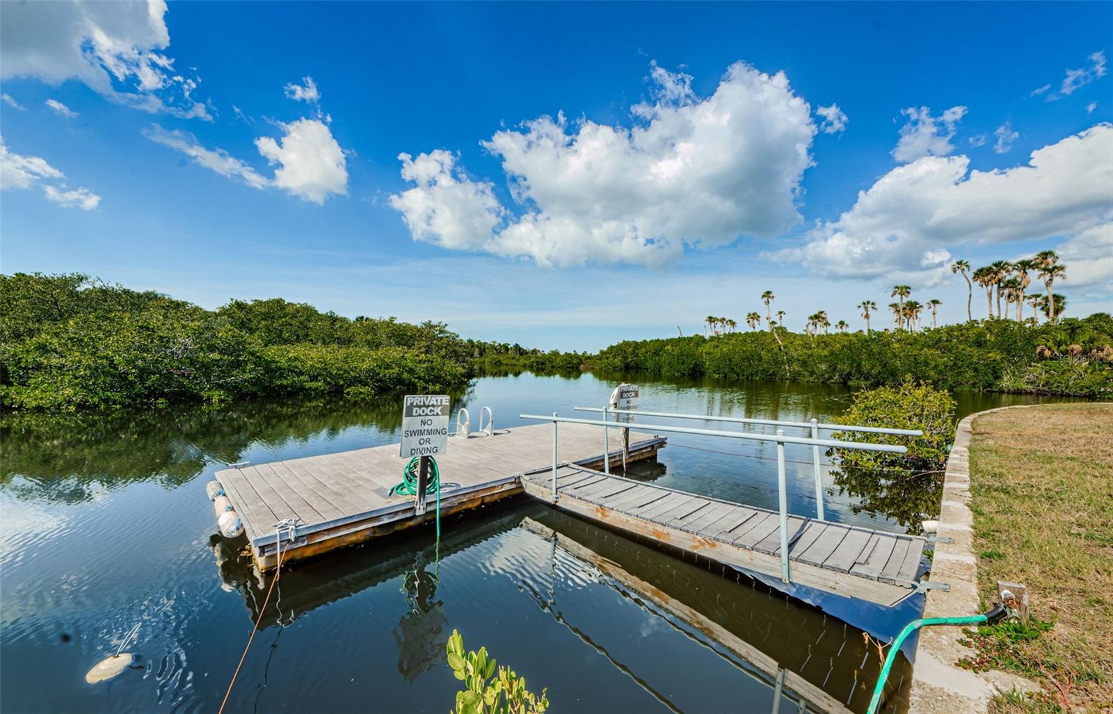 TB8363756 Property Photo