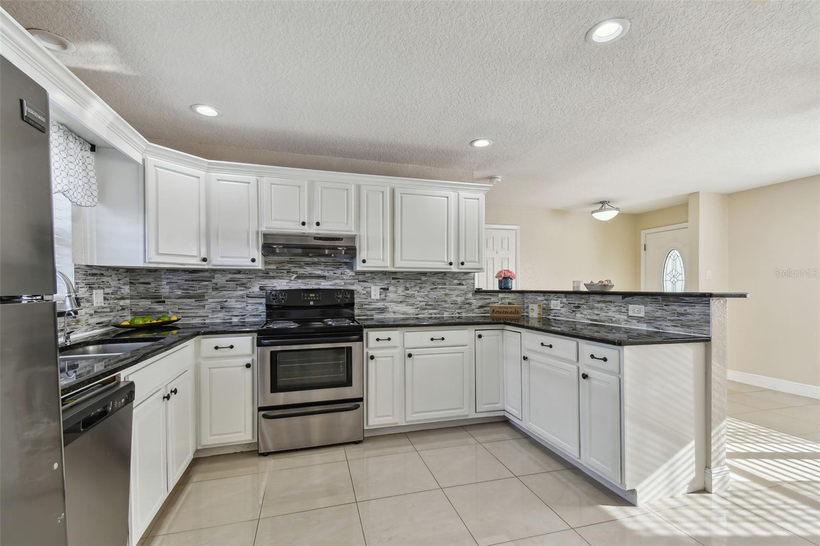 12252 ELDON DR, LARGO, FL, 33774