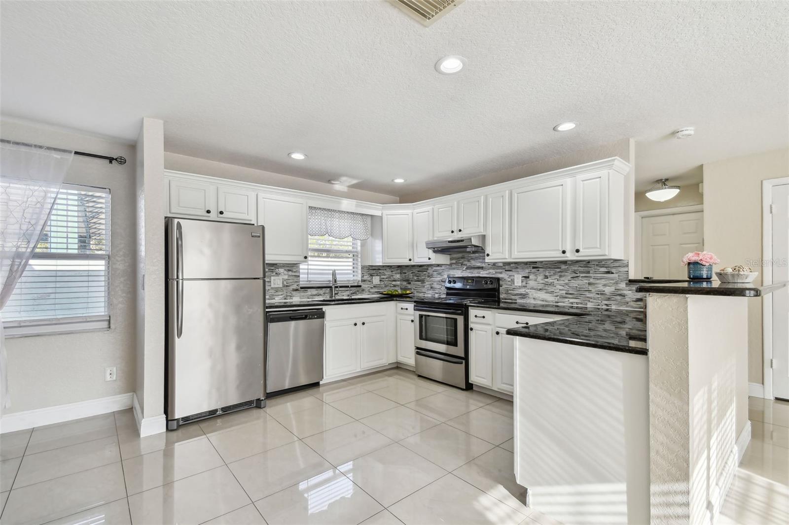 12252 ELDON DR, LARGO, FL, 33774