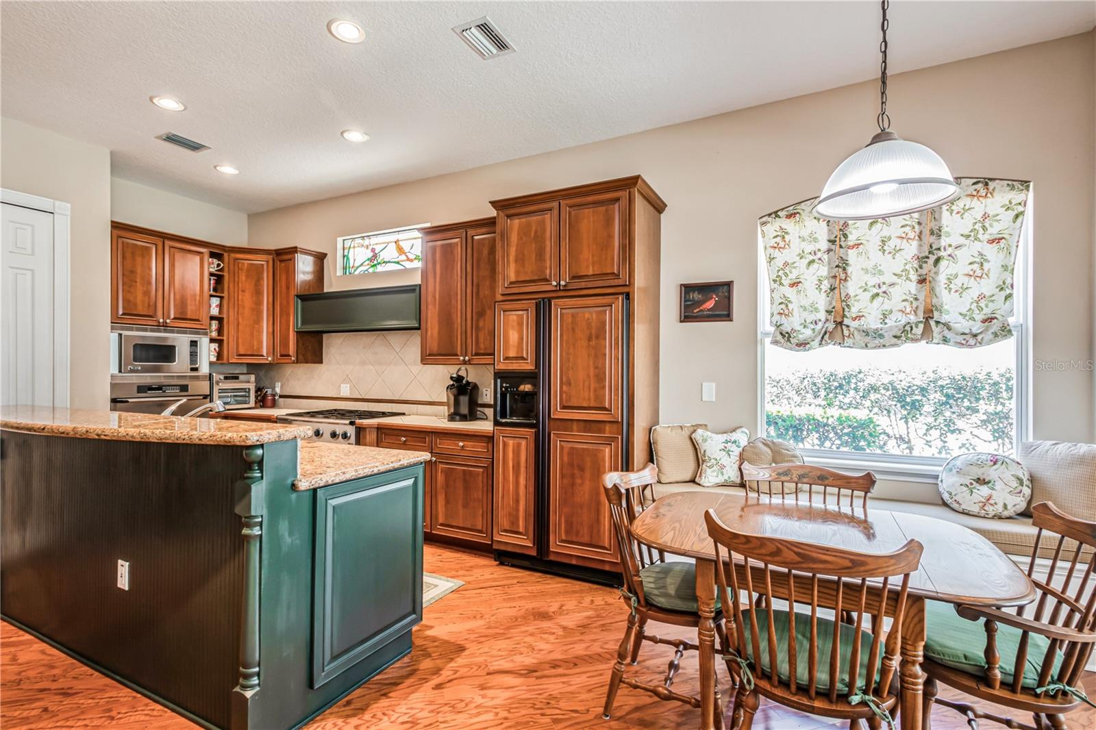 512 WESTON PL, DEBARY, FL, 32713