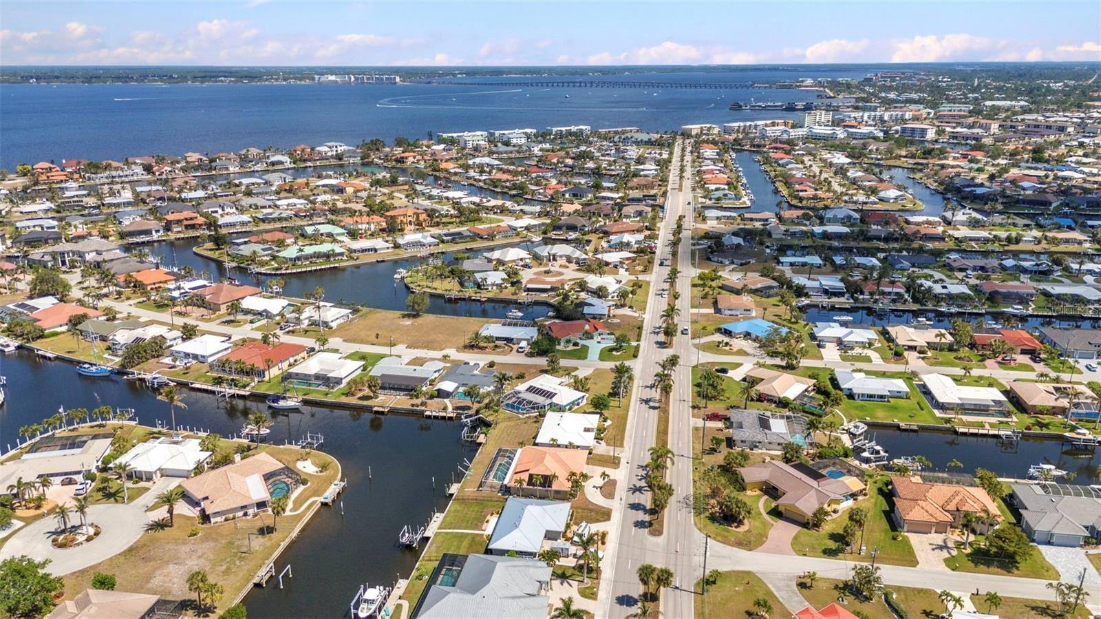 2350 W MARION AVE, PUNTA GORDA, FL, 33950
