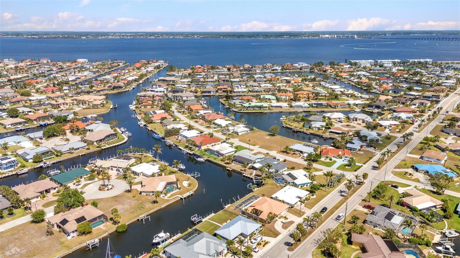 2350 W MARION AVE, PUNTA GORDA, FL, 33950