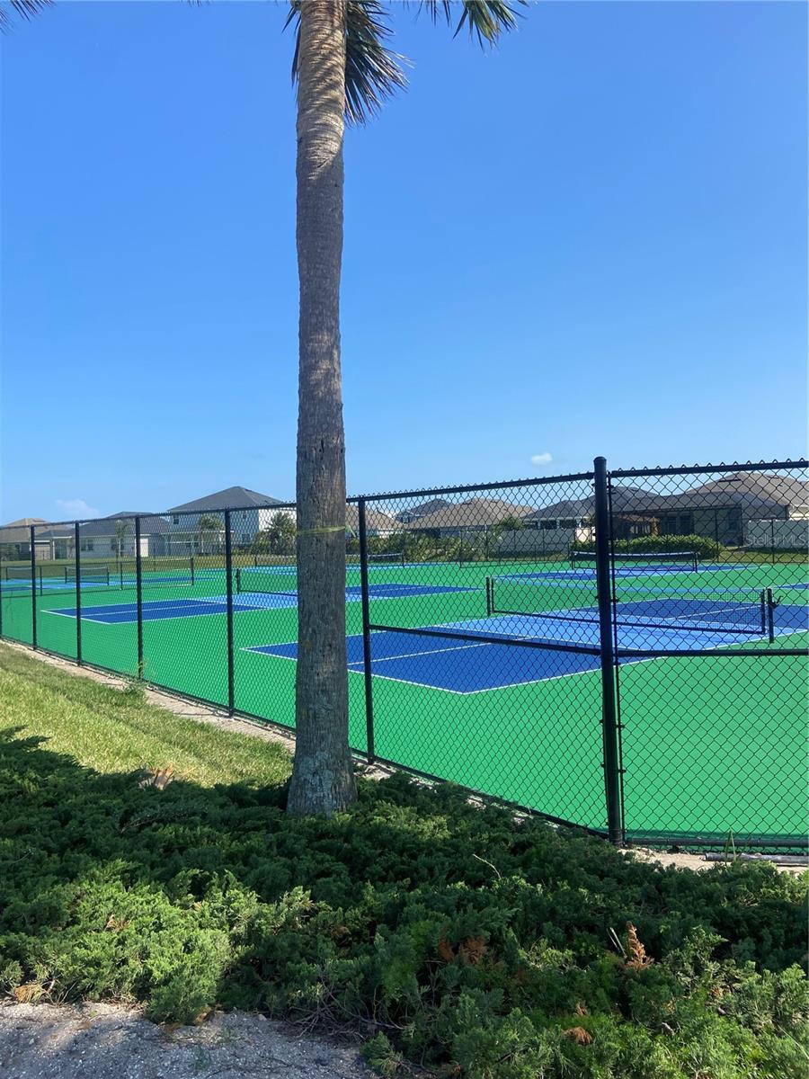 68 LOS LAGOS BLVD, PALM COAST, FL, 32137