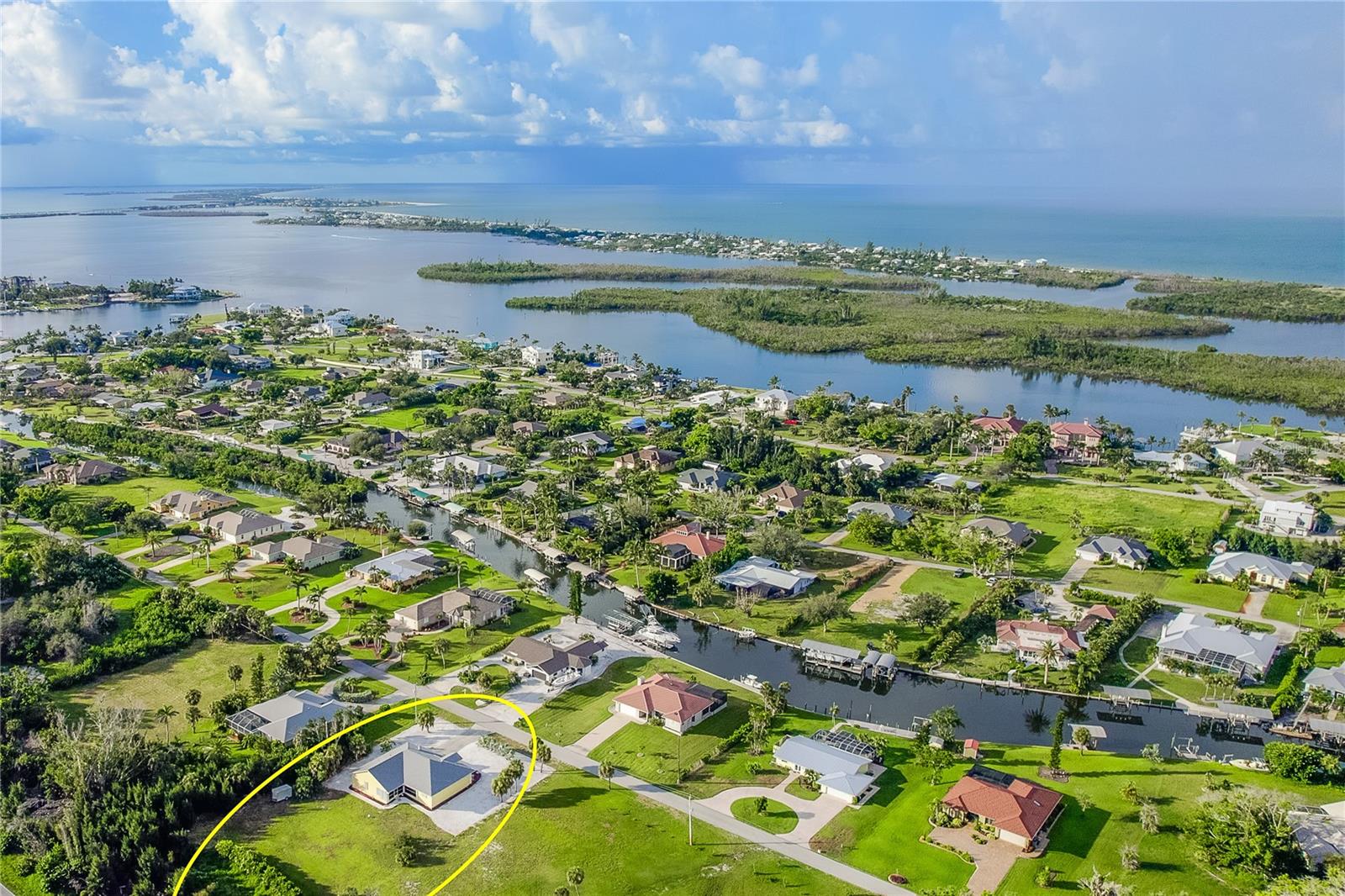 240 SPANIARDS RD, PLACIDA, FL, 33946