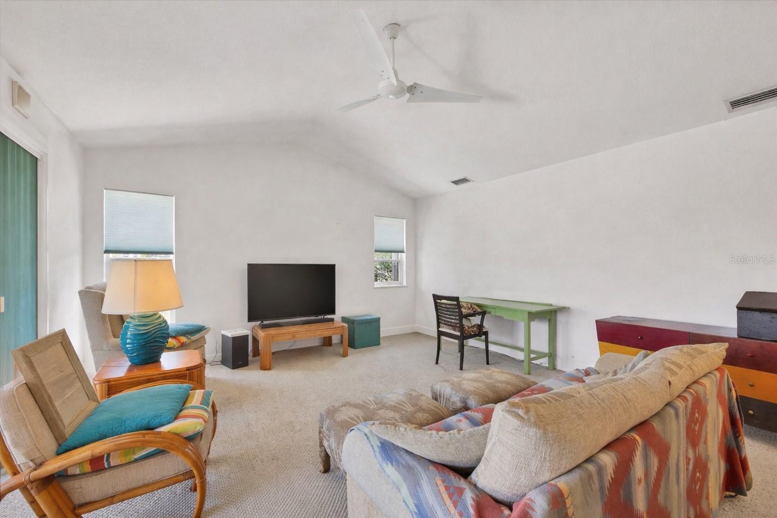 240 SPANIARDS RD, PLACIDA, FL, 33946