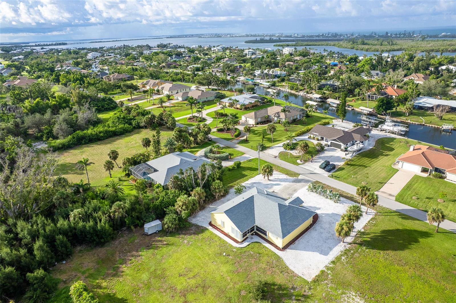 240 SPANIARDS RD, PLACIDA, FL, 33946