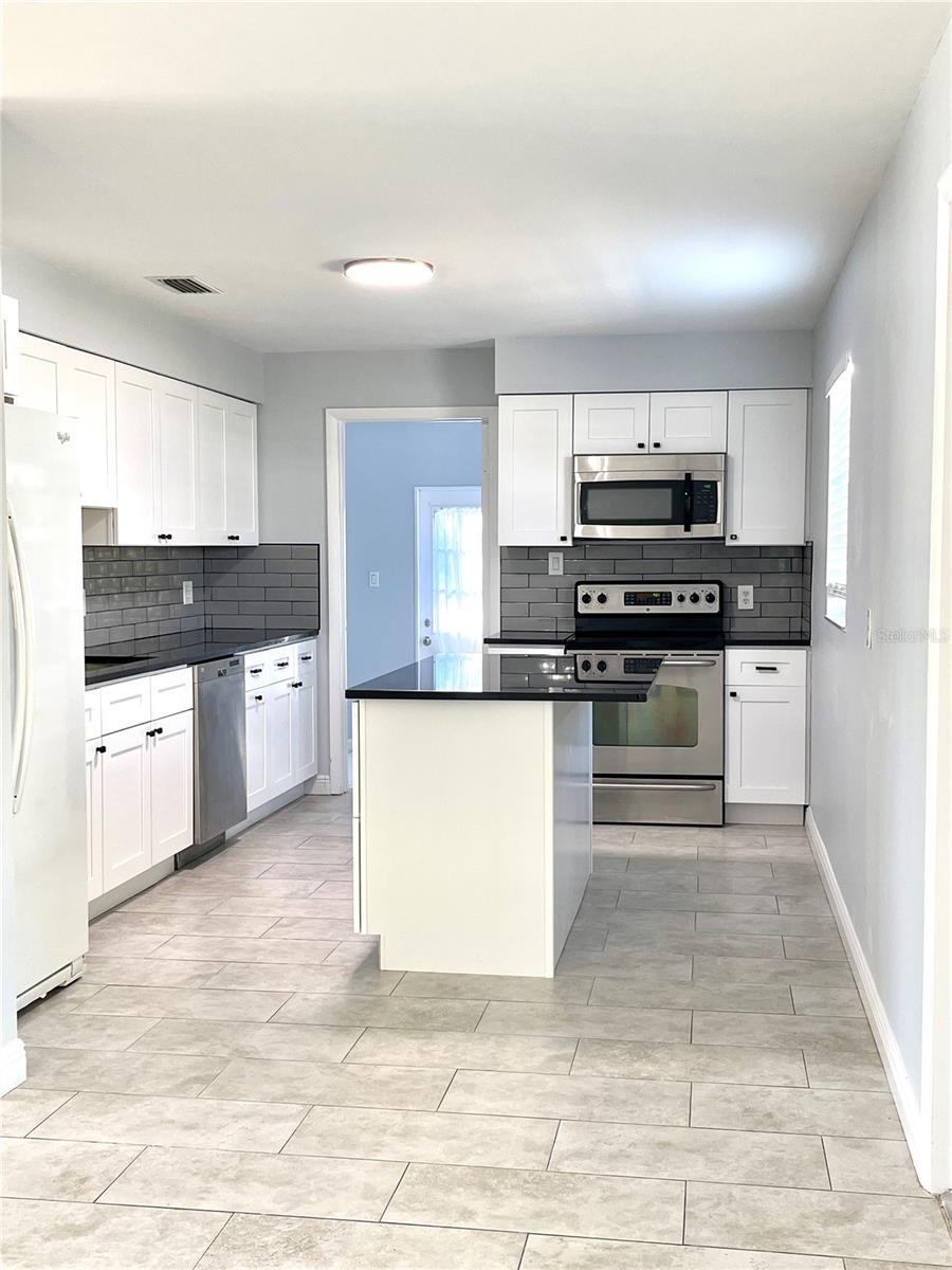4603 W VILLA ROSA ST, TAMPA, FL, 33611