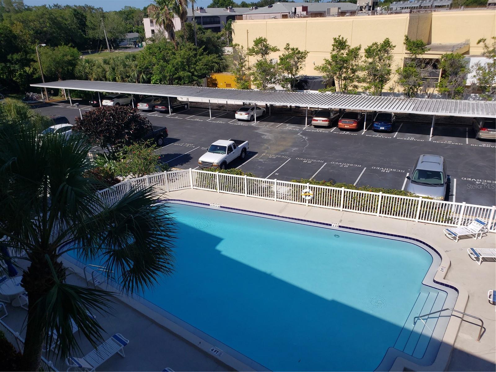 2525 W BAY DR #A11, BELLEAIR BLUFFS, FL, 33770