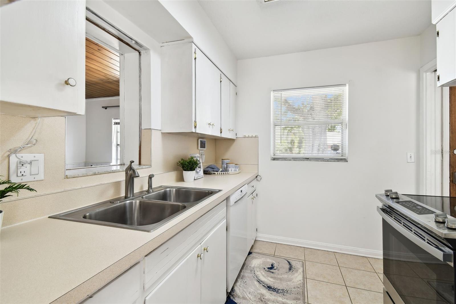 3818 W SAN MIGUEL ST, TAMPA, FL, 33629