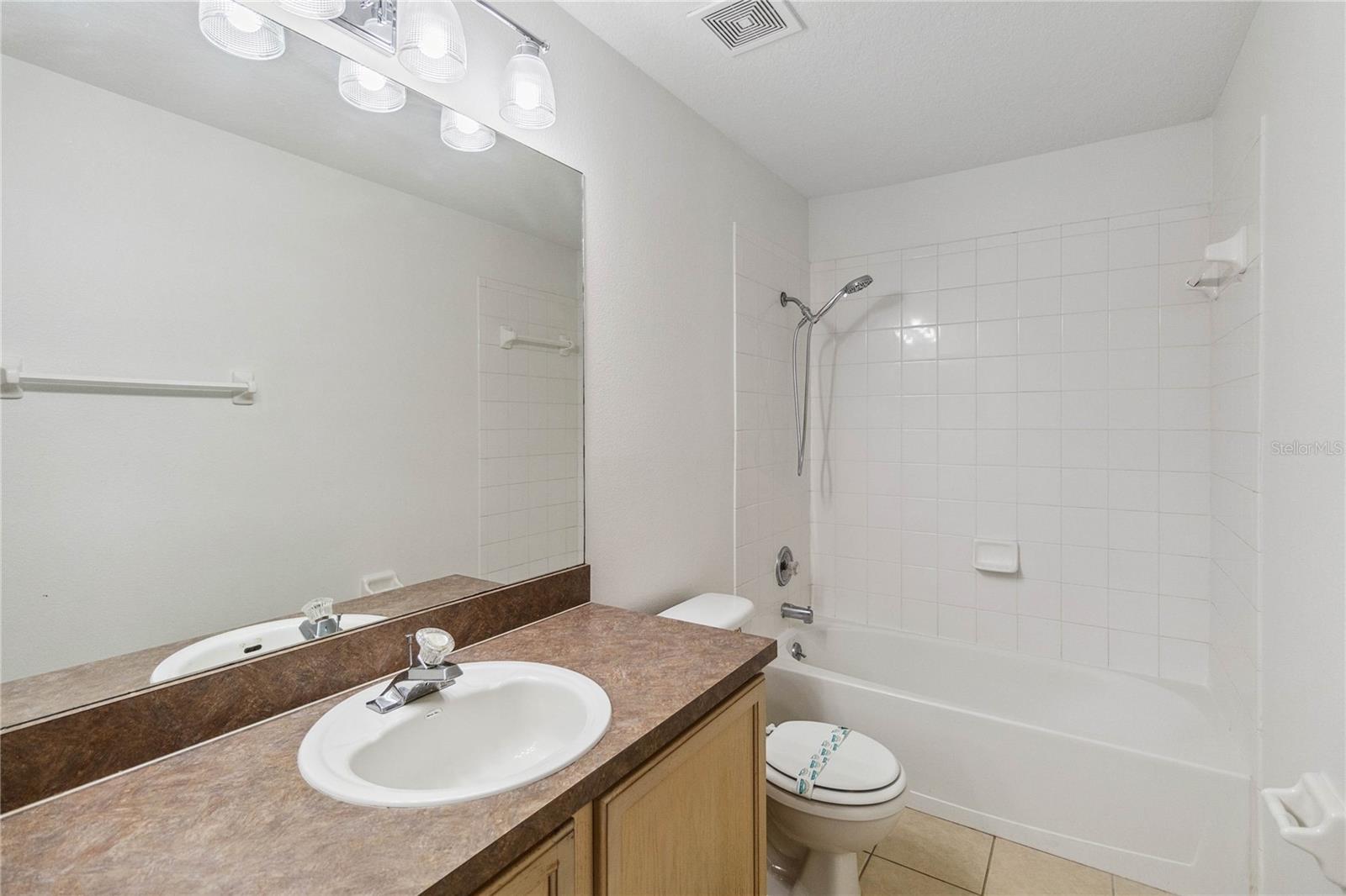 1227 JAYBEE AVE, DAVENPORT, FL, 33897