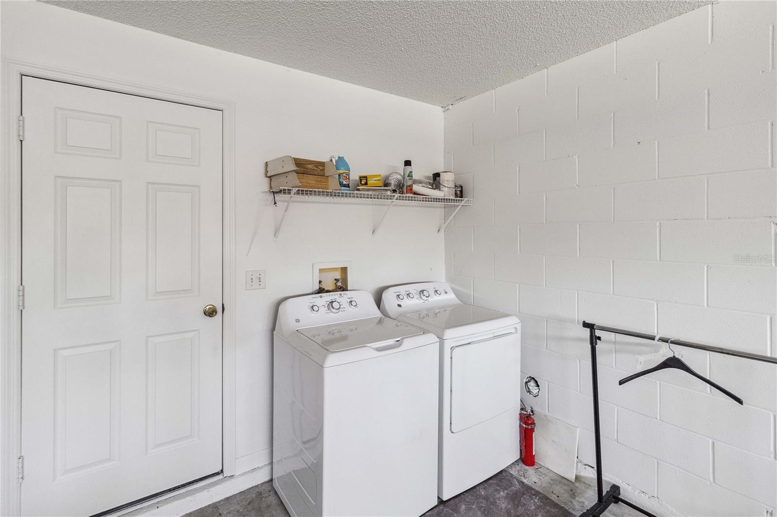 1227 JAYBEE AVE, DAVENPORT, FL, 33897