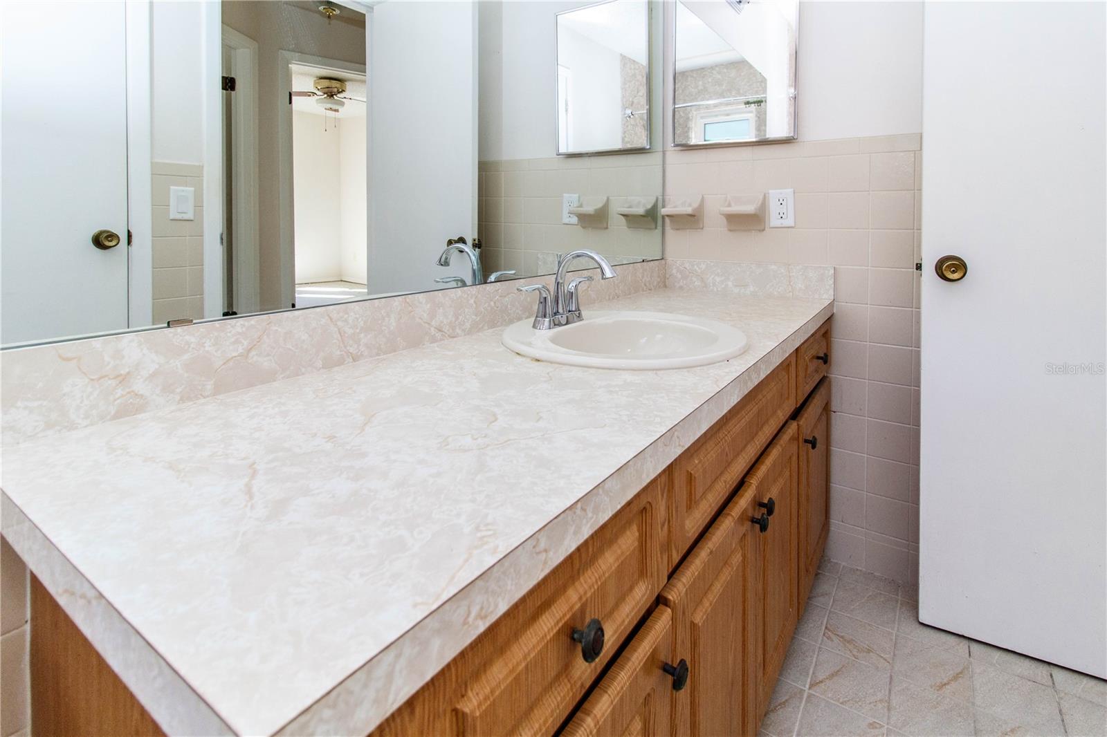 11001 PEPPERTREE LN, PORT RICHEY, FL, 34668
