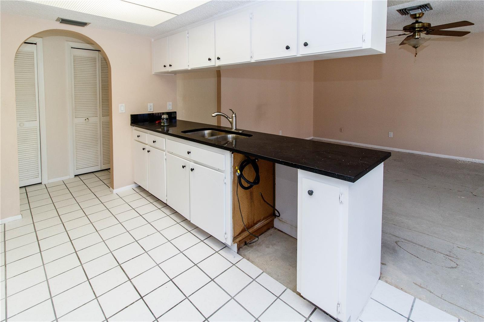 11001 PEPPERTREE LN, PORT RICHEY, FL, 34668