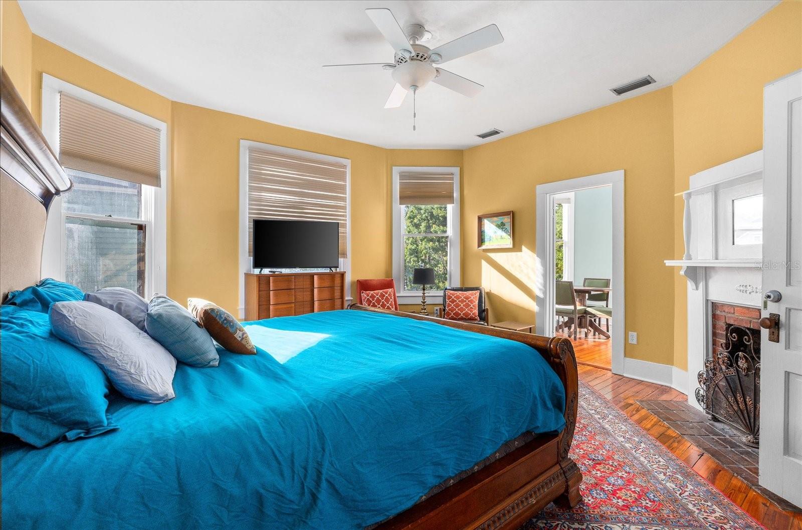 715 SE 2ND AVE, GAINESVILLE, FL, 32601