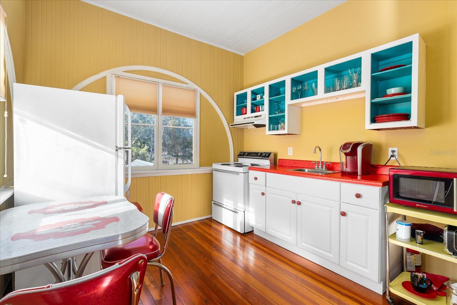 715 SE 2ND AVE, GAINESVILLE, FL, 32601