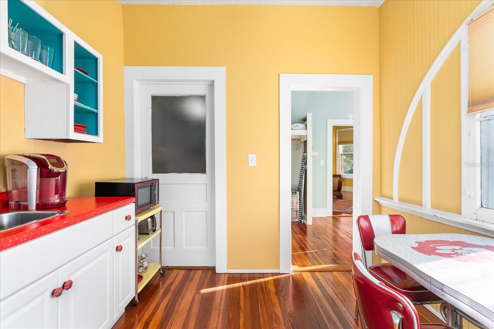 715 SE 2ND AVE, GAINESVILLE, FL, 32601
