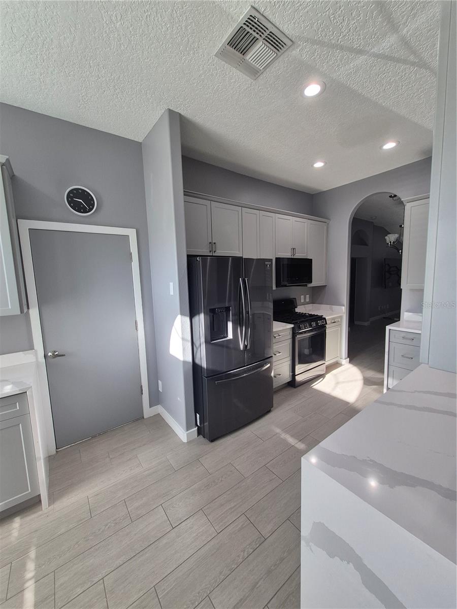 29123 CROSSLAND DR, WESLEY CHAPEL, FL, 33543