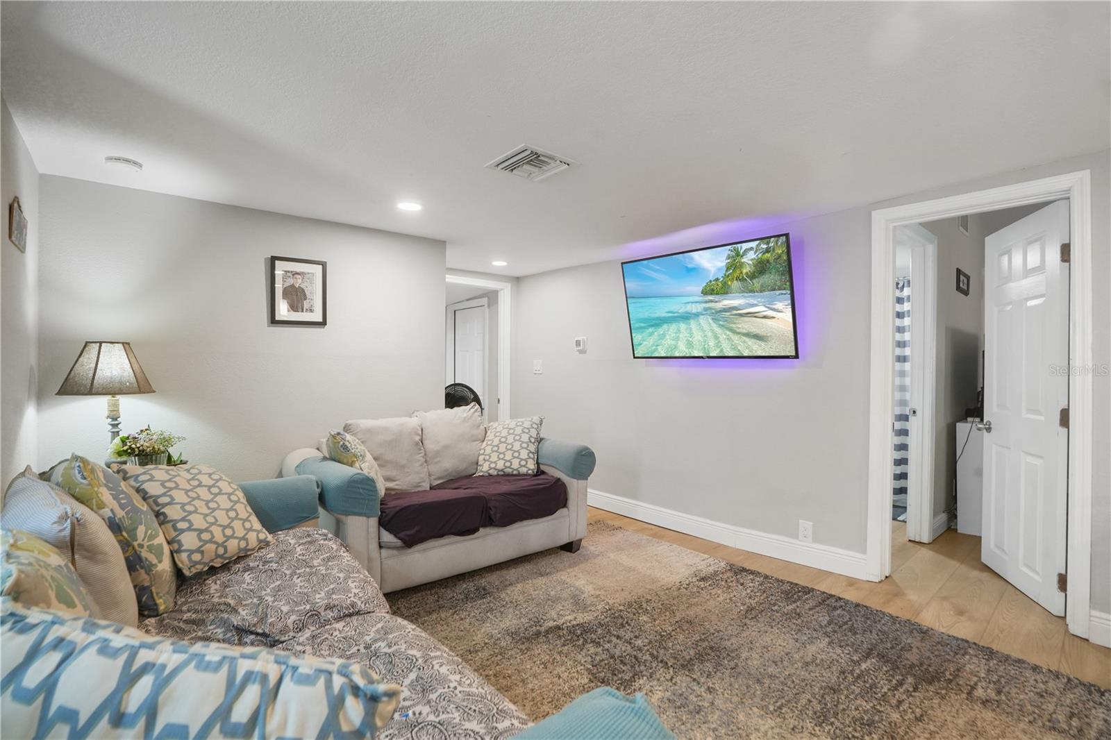 215 ANCLOTE RD, TARPON SPRINGS, FL, 34689