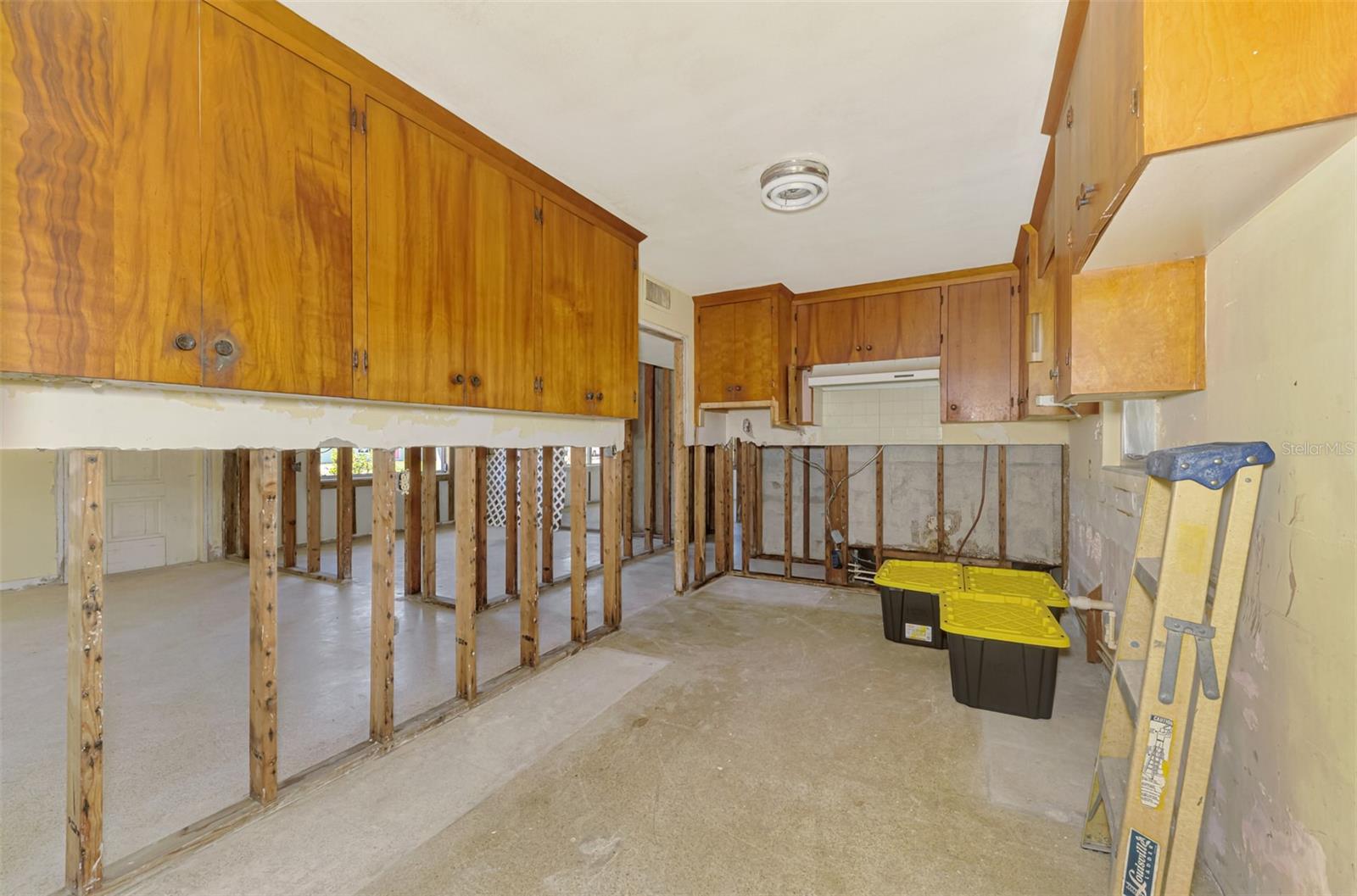 698 & West Perry W PERRY ST, ENGLEWOOD, FL, 34223