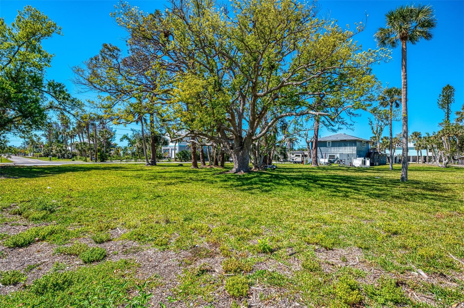 698 & West Perry W PERRY ST, ENGLEWOOD, FL, 34223