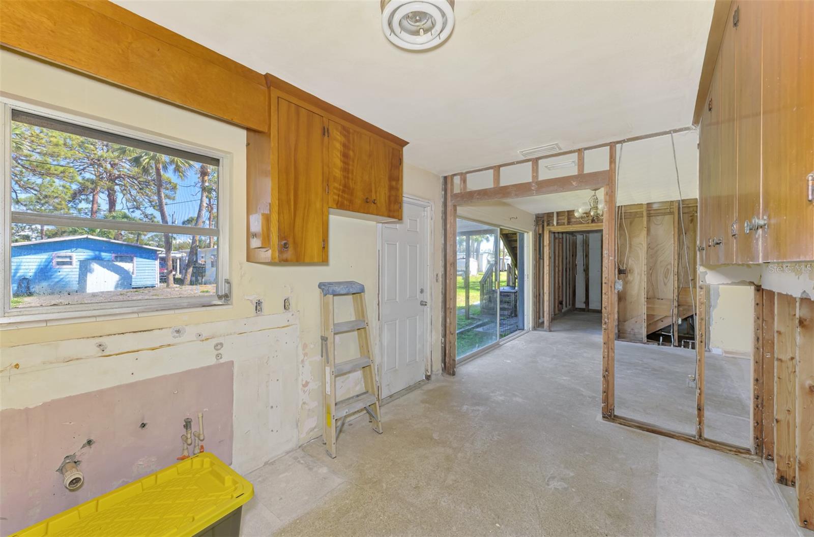 698 & West Perry W PERRY ST, ENGLEWOOD, FL, 34223