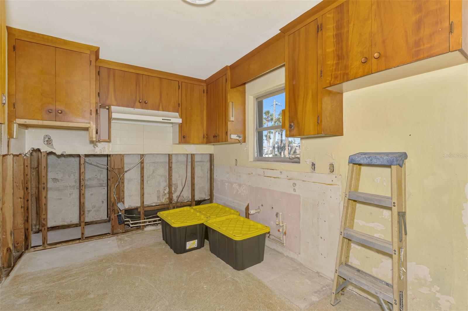 698 & West Perry W PERRY ST, ENGLEWOOD, FL, 34223
