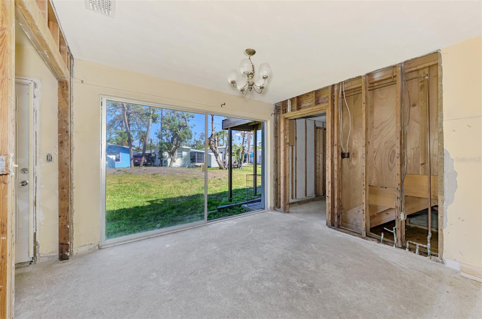 698 & West Perry W PERRY ST, ENGLEWOOD, FL, 34223
