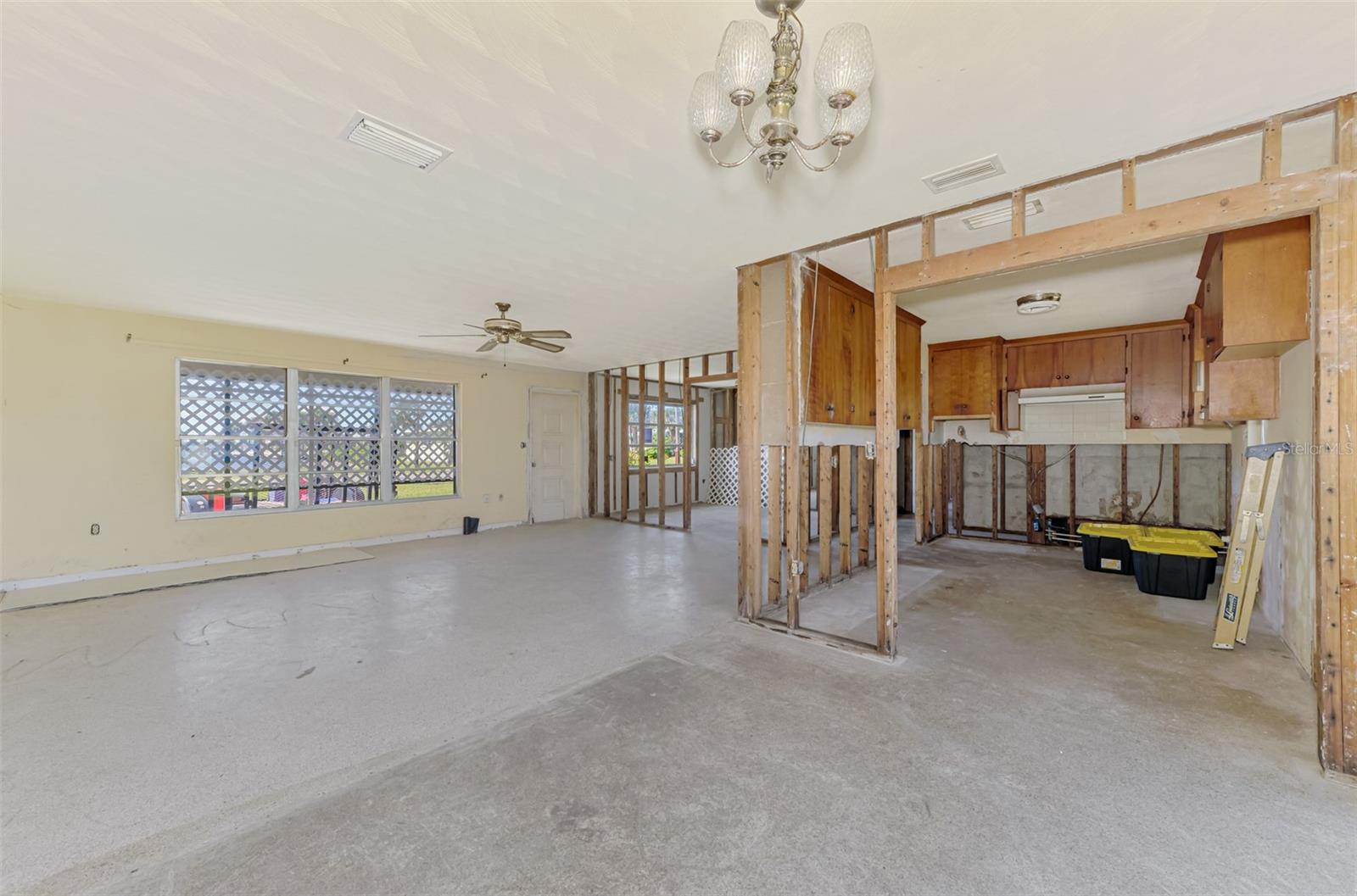 698 & West Perry W PERRY ST, ENGLEWOOD, FL, 34223