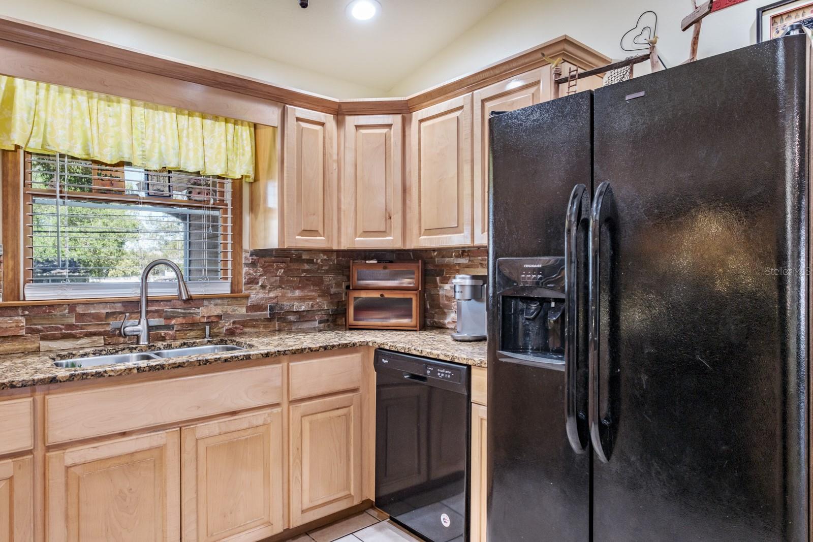 275 S HIGHLAND AVE, TARPON SPRINGS, FL, 34689