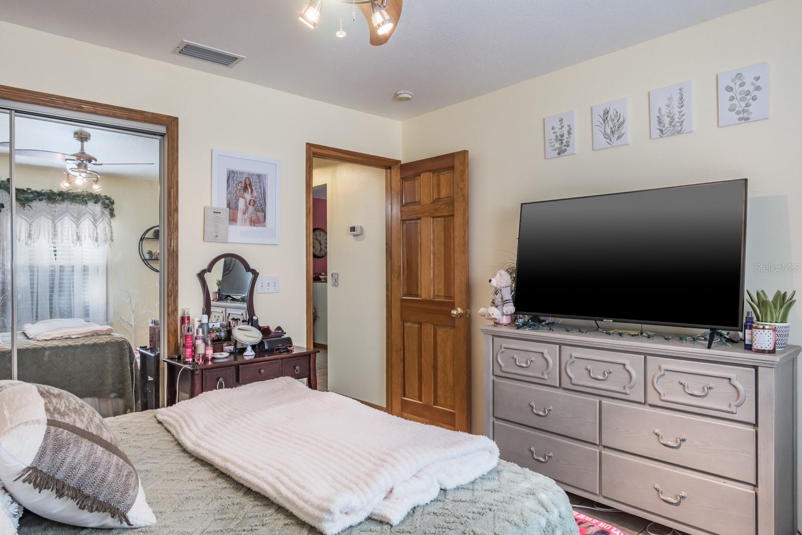 275 S HIGHLAND AVE, TARPON SPRINGS, FL, 34689