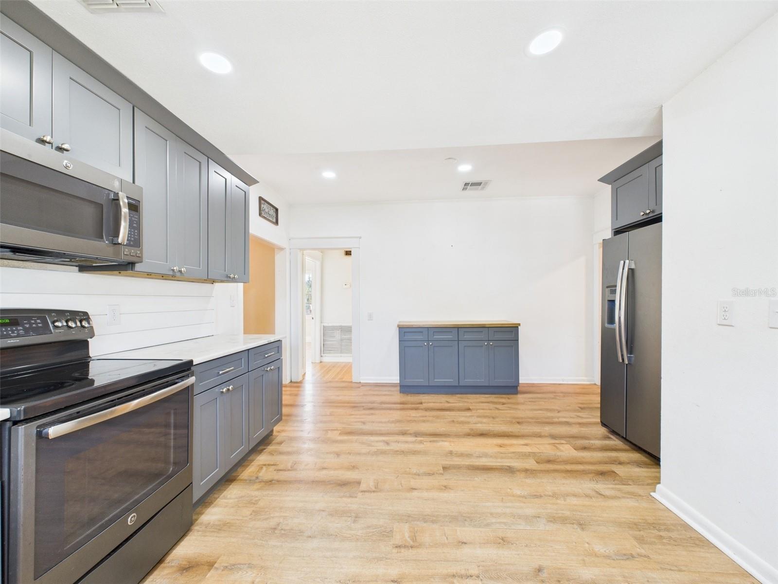 3736 KNIGHTS STATION RD, LAKELAND, FL, 33810