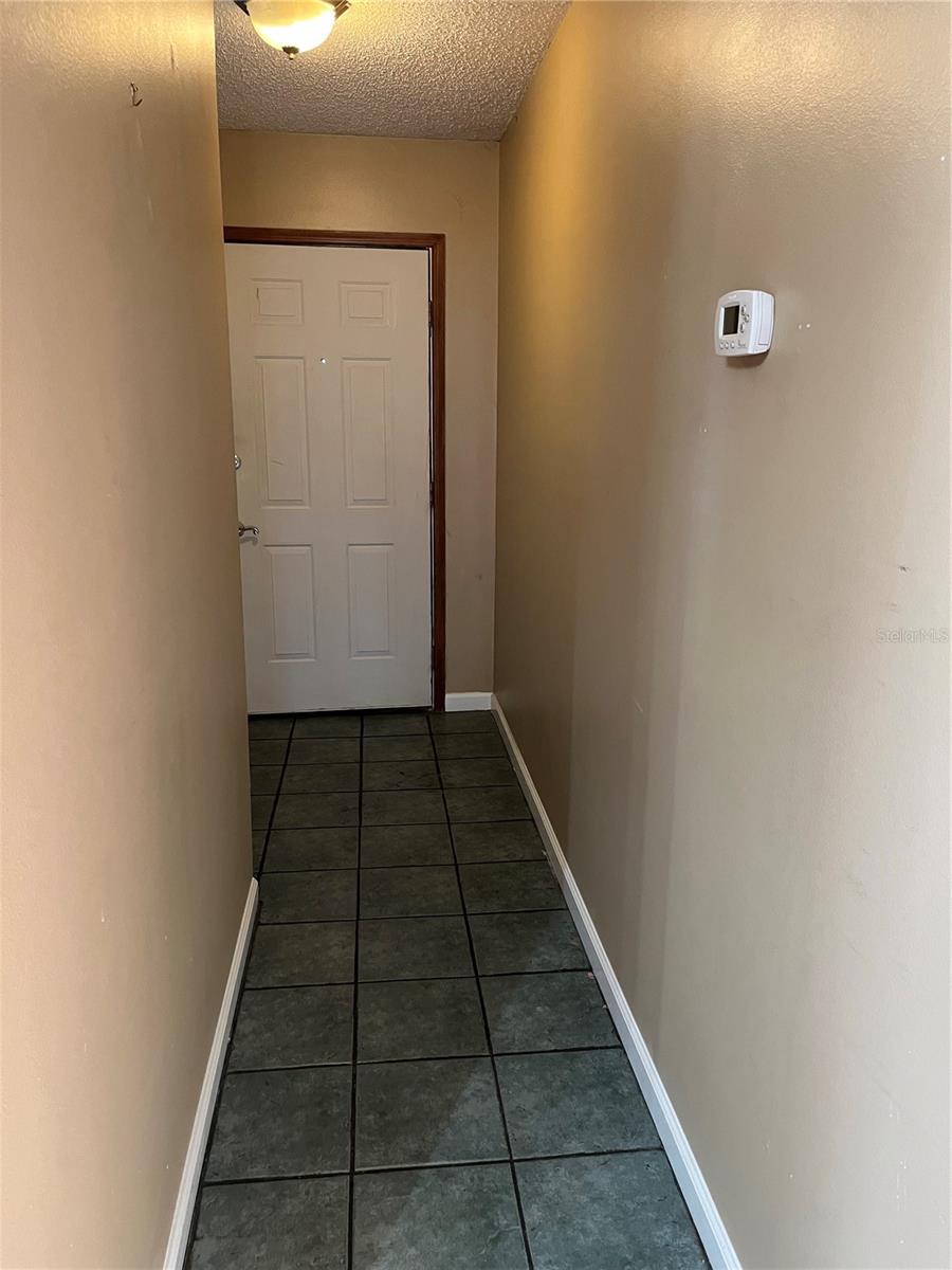 32 COVE LN, EUSTIS, FL, 32726