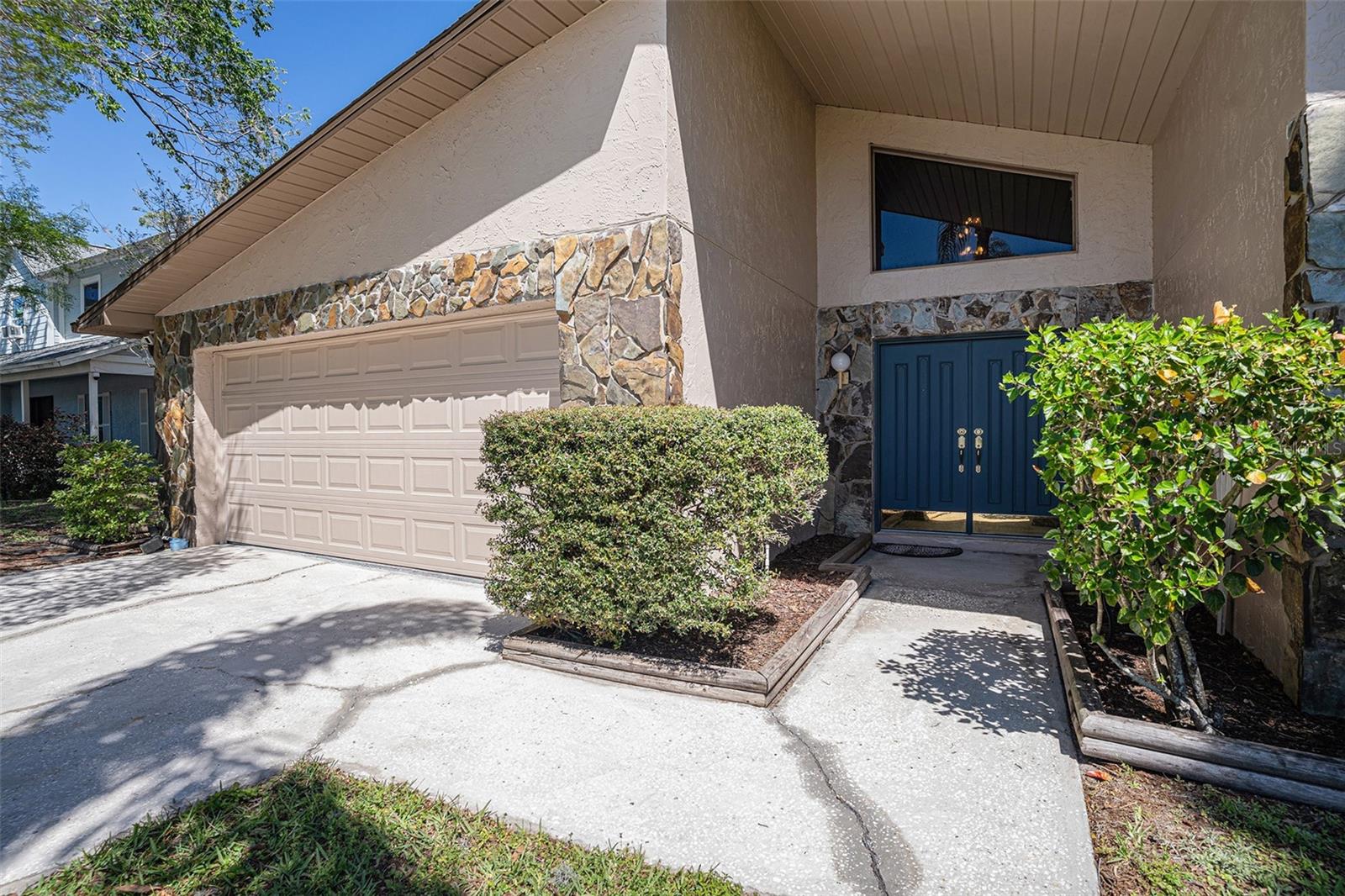 16405 ASHWOOD DR, TAMPA, FL, 33624