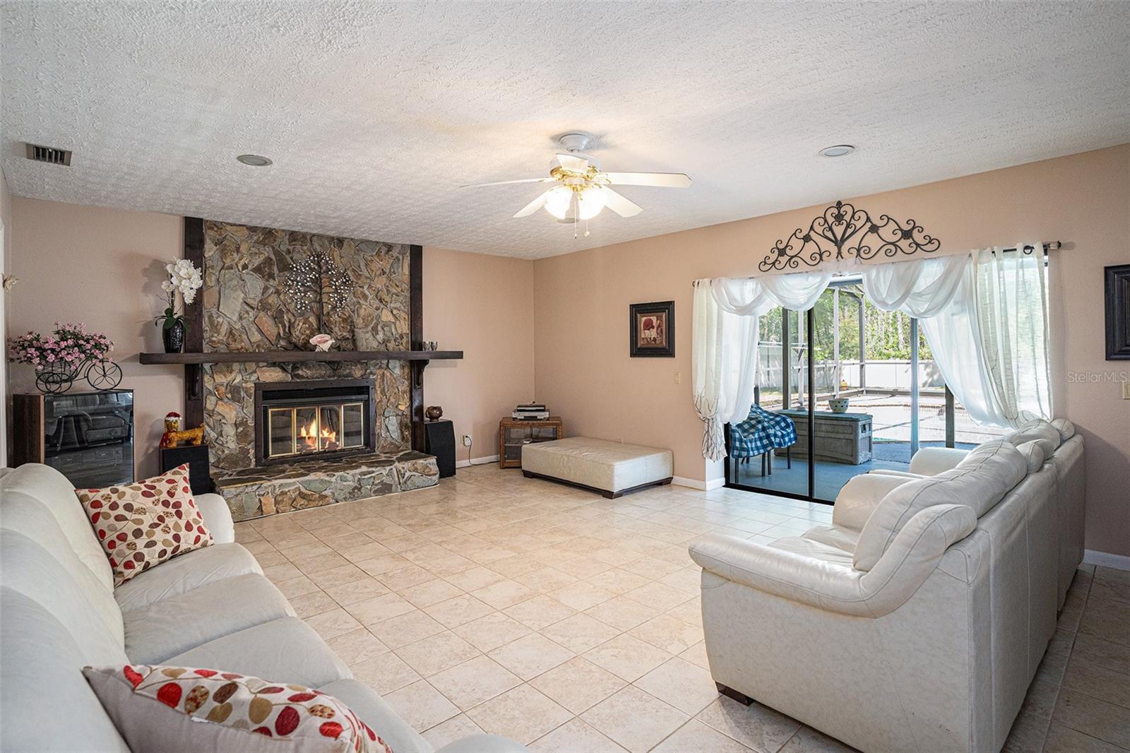 16405 ASHWOOD DR, TAMPA, FL, 33624