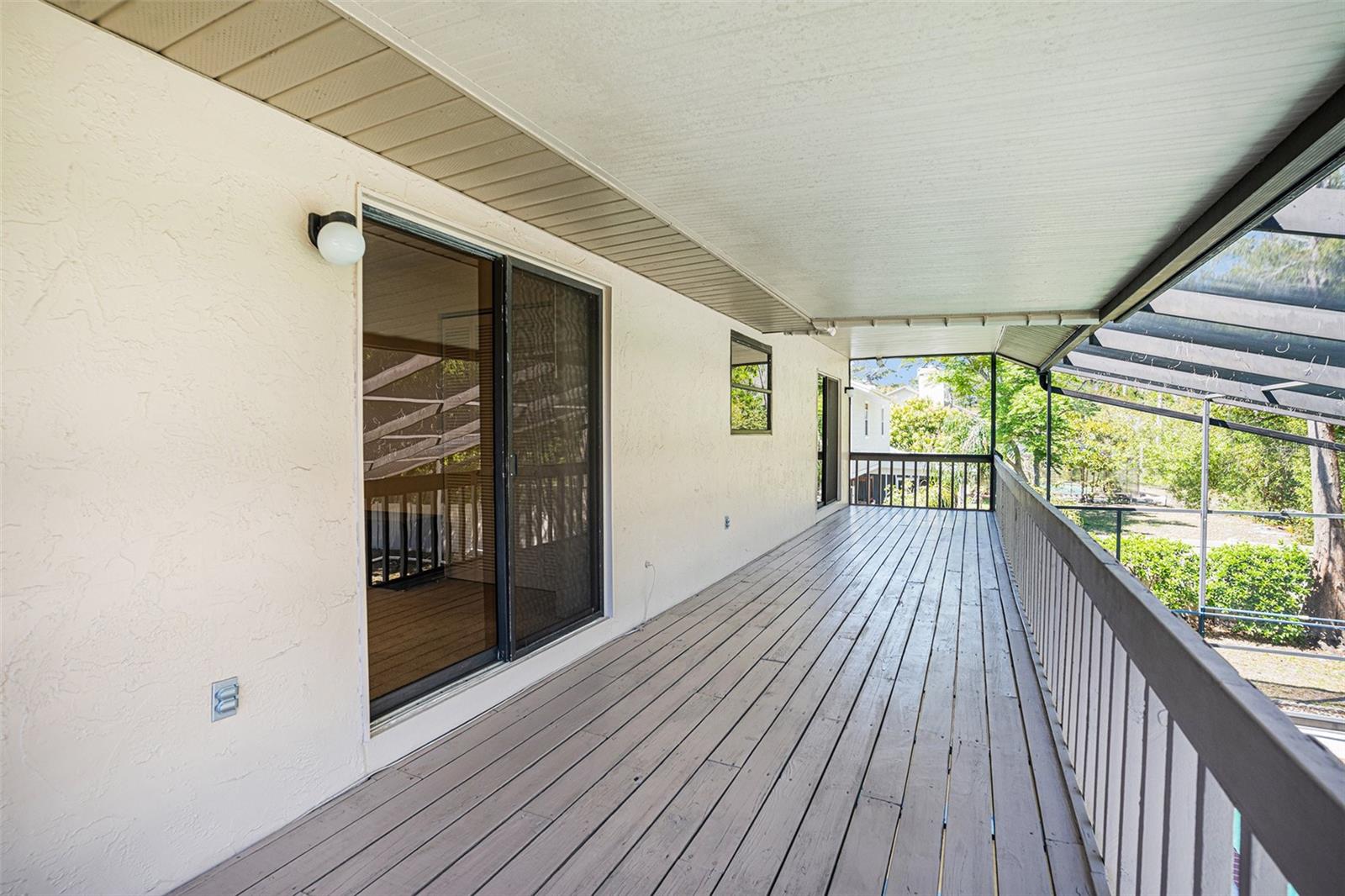16405 ASHWOOD DR, TAMPA, FL, 33624