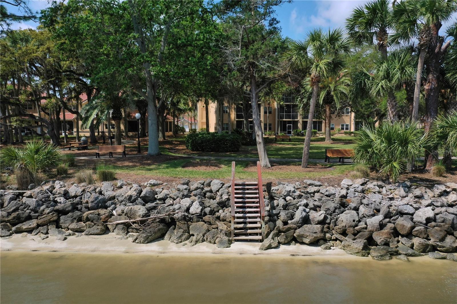 102 RIVERS EDGE LN #102, PALM COAST, FL, 32137