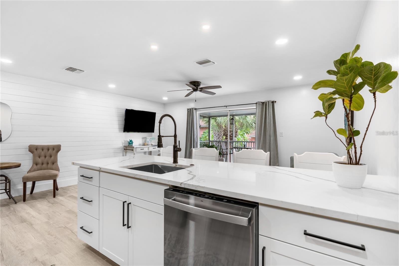 3735 42ND WAY S #J, ST PETERSBURG, FL, 33711