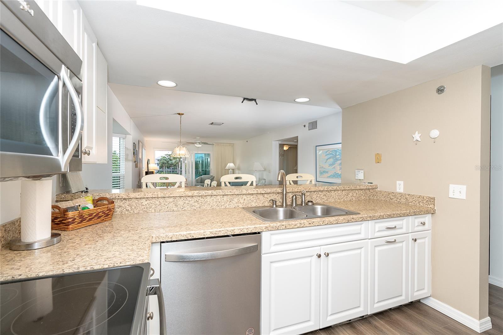 D6141445 Property Photo