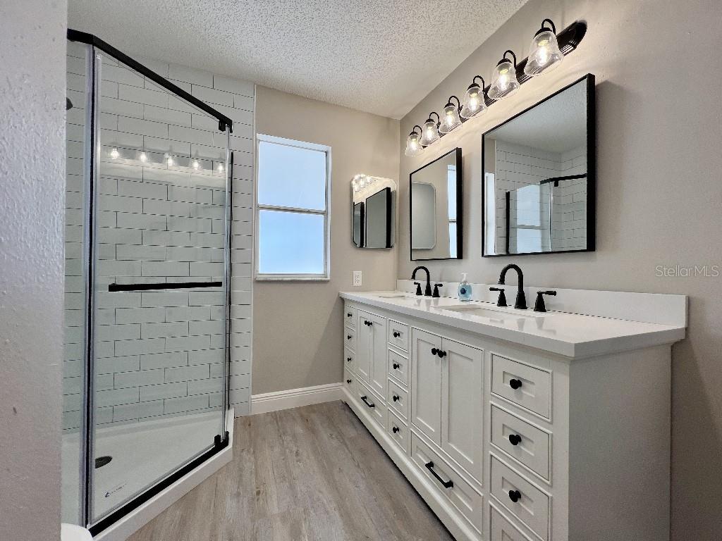 620 SAN PEDRO DR, LADY LAKE, FL, 32159