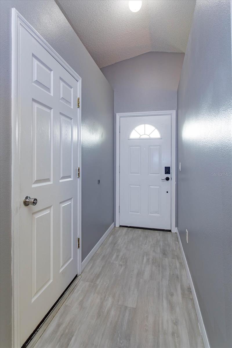 2585 DAFFADIL TER, SANFORD, FL, 32771