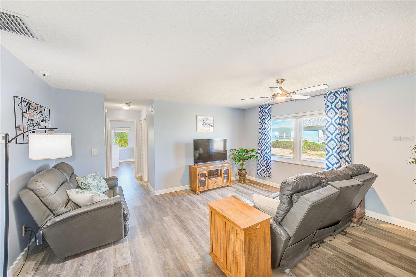 8066 BRENTWOOD RD #8066, SEMINOLE, FL, 33777